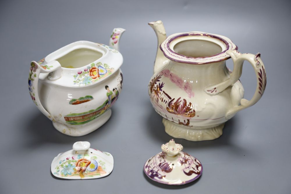 Early 19th century English table ware including Newhall type teapot